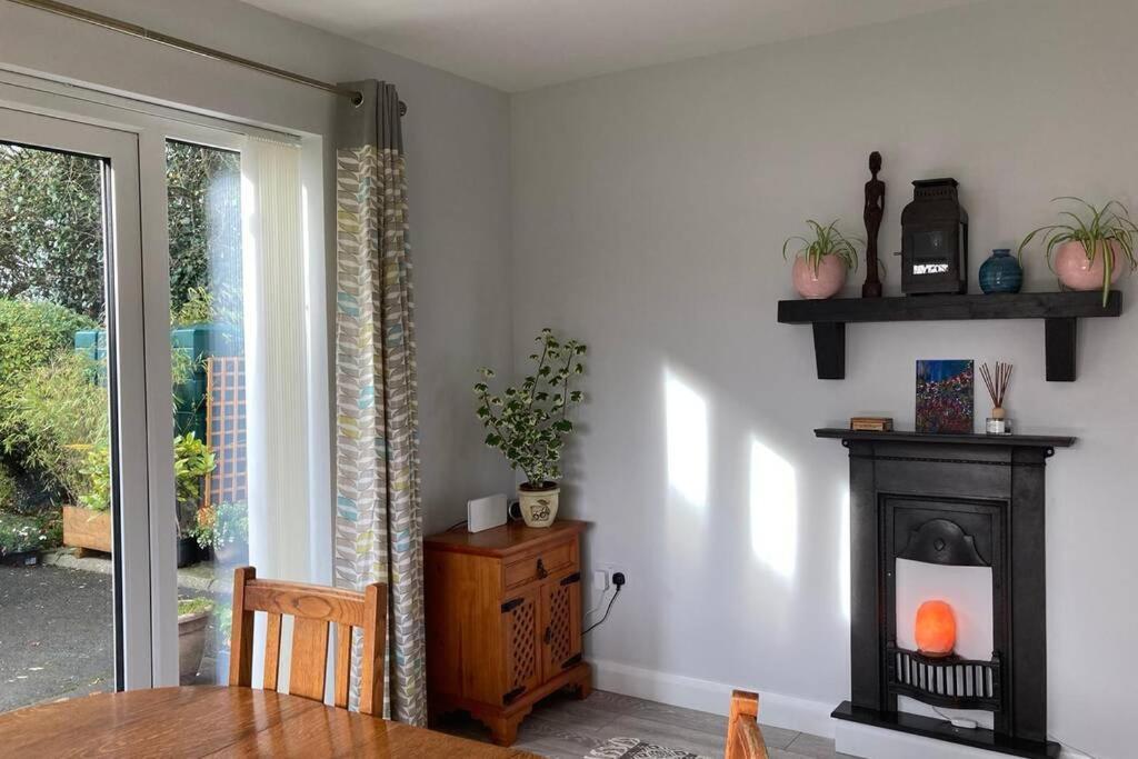 شقة Mews With Garden Views كارلو المظهر الخارجي الصورة